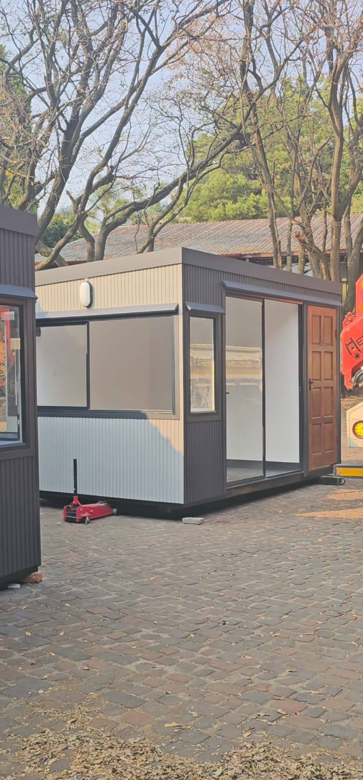 A GUARD HOUSES - STANDARD (2.4 X 4)