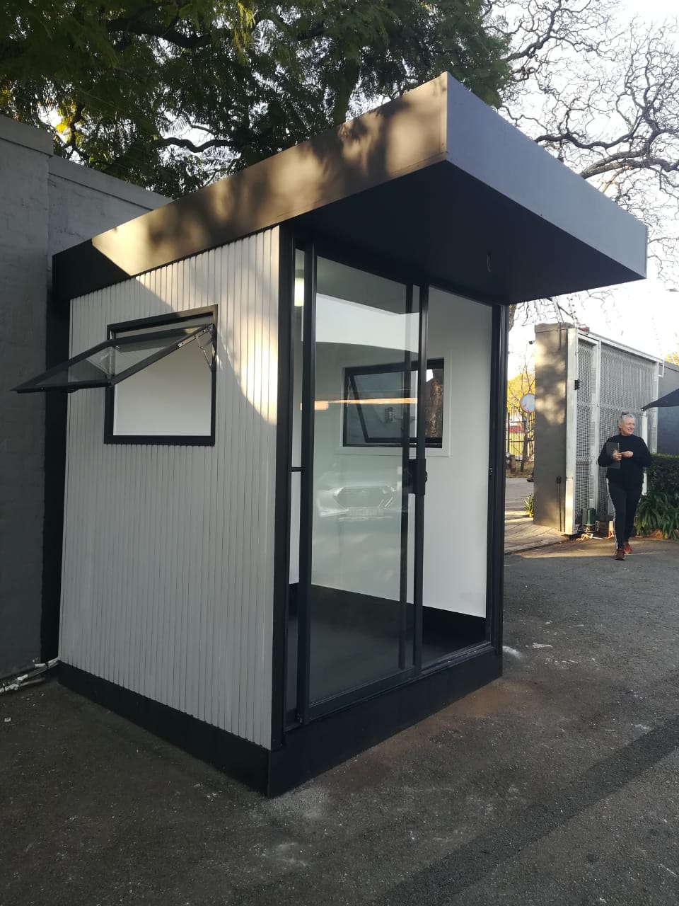 A GUARD HOUSES - TINY (2.4 X 2) Without roof overhang